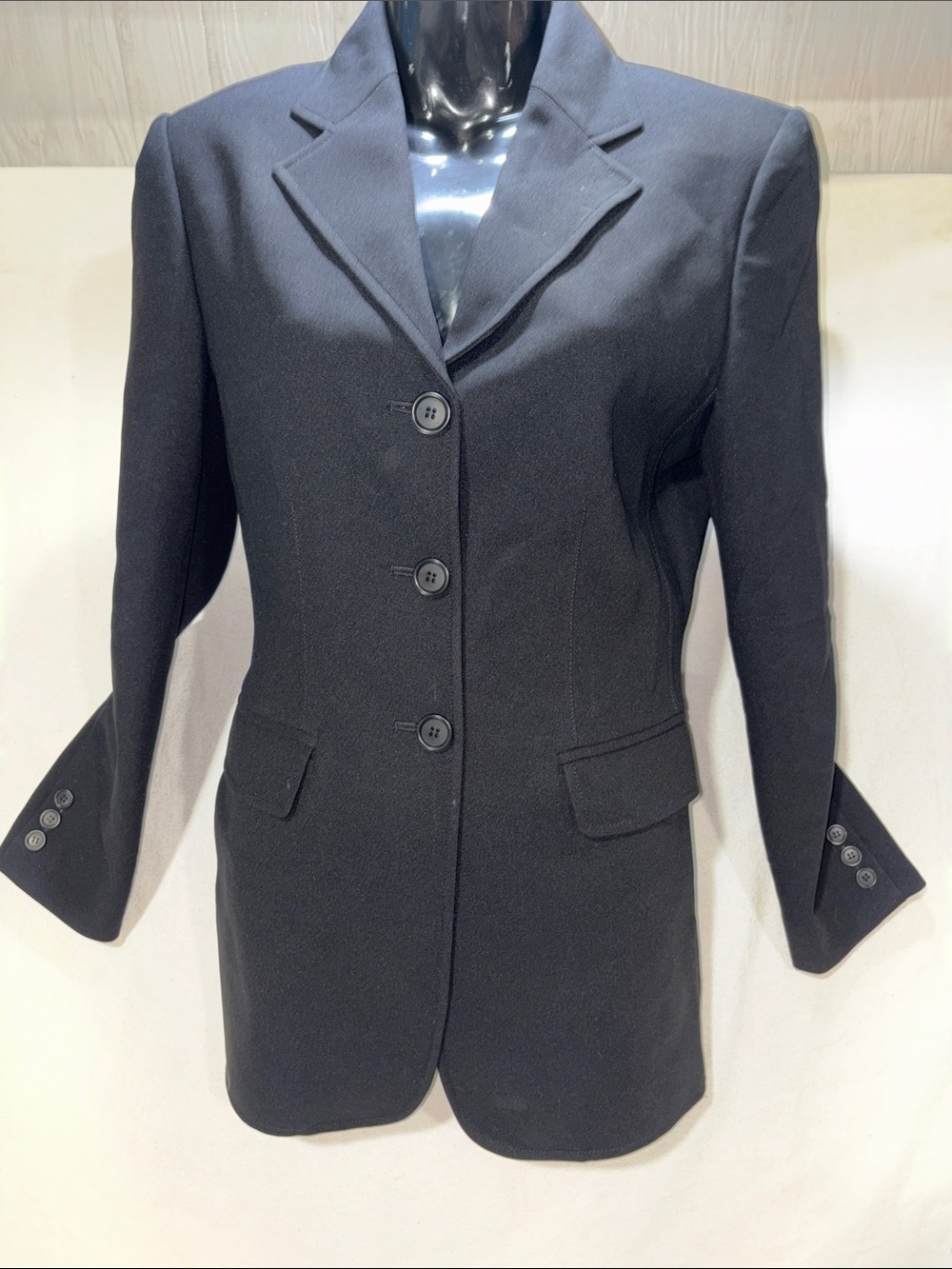 Guess Collection Solid Black Tailored Structured 3 Button Blazer Jacket Size 6